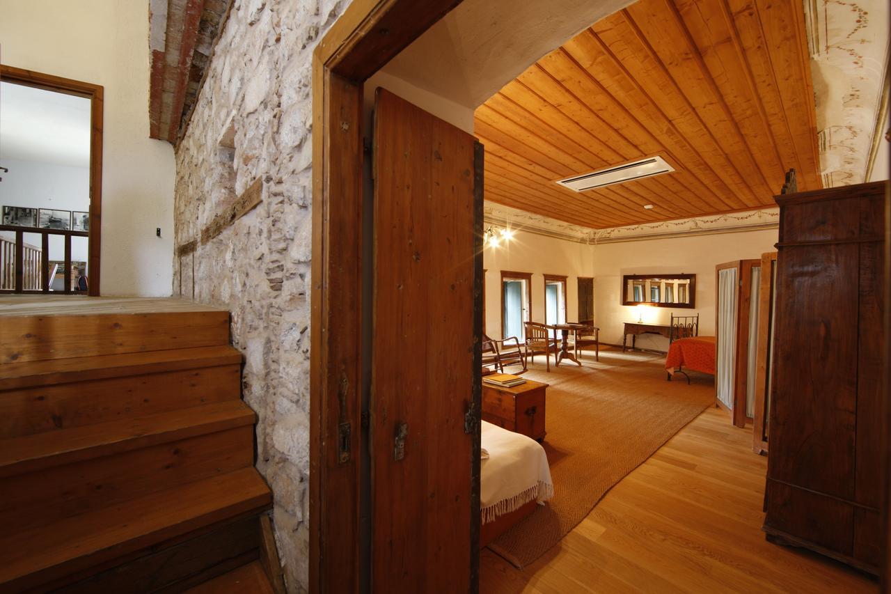 Bratsera Boutique Hotel Гідра Екстер'єр фото